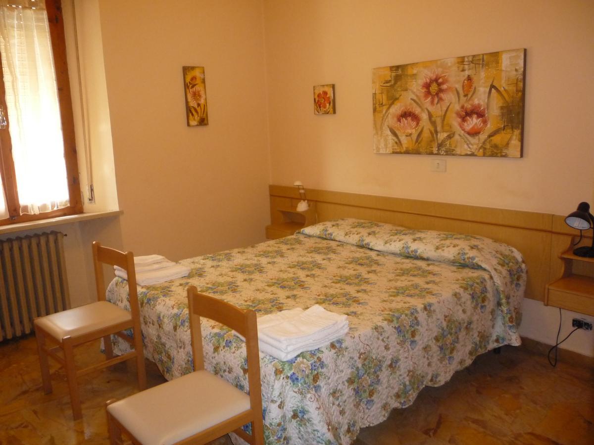 Hotel Il Palazzetto à Chiusdino Extérieur photo